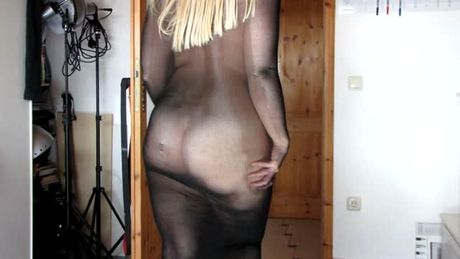 SeeThrough Big Creamy Sarah's Butt