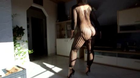 Sarah's Huge Creamy Butt on a Cat Suit