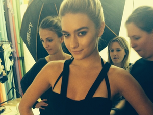 Say Yes to Tess Jantschek (25 Photos) Videochat with me for FREE...