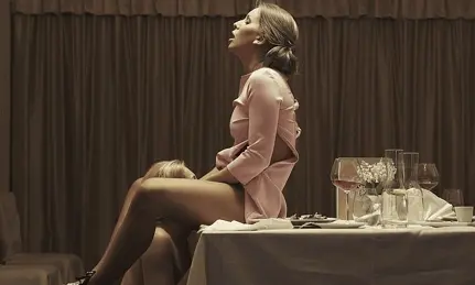 (tr)eat her right... on a sturdy table