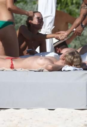 slim toni garrn topless in miami