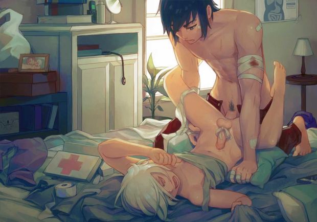 yaoi blond and brunette