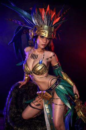 Civilization Online's Mia cosplay