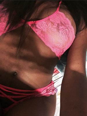 blackpussyprincess: i almost forgot to post this. it was in my drafts. My Porn (subscribe to see content that I do not post here) My Pictures I also sell personal videos &#38; pictures (message me for more info) *do not remove caption* Continue readi