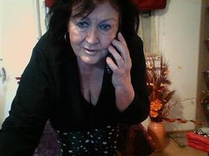 Ehrlich, offenAlter: 67, Haarfarbe: Braun, Figur: MolligHobbys: Direkte hobbys habe ich keine, I have no direct hobbies, Je ne ai pas hobby directs,Was mache ich vor der Cam?Chatten / Flirten,Dirty-Talk,Dessous,Striptease,Ich gehorche...,Livesex Conti