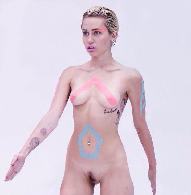 Miley with body paint