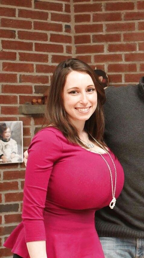 GIANT TITS