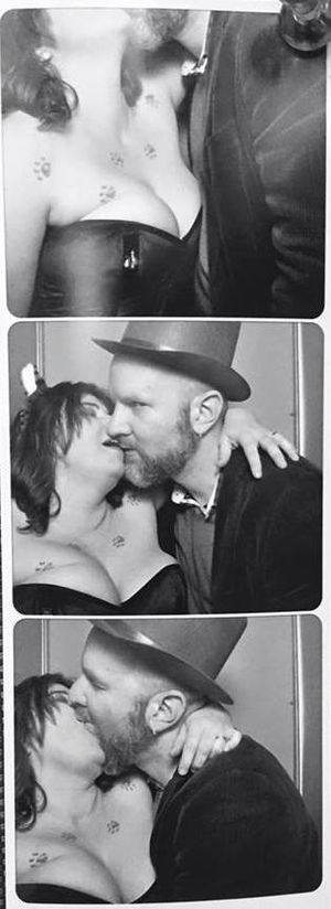 Photo Booth makeout