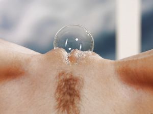 Bubble on wet pussy