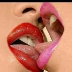 Lesbians french kissing