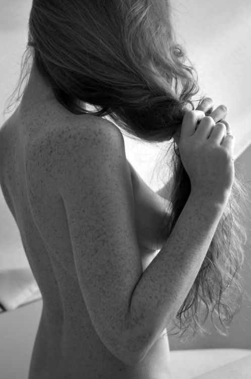 NAKED BABE