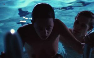 Asia Argento -9/75 -5'8''- 36B-24-32''- 132lbs - 9-Shoe, Italian Cunnilingus! - Yum! Yum!