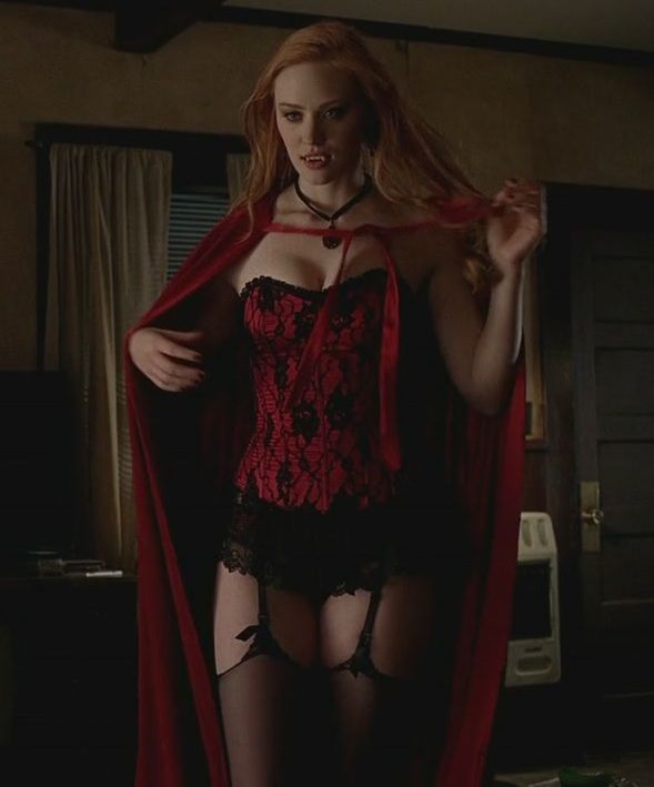 Deborah Ann Woll -2/85 -5'10''- 37-25-37''- 34C-Bra -145lbs - 9-Shoe, (True Blood), Eat! That! -Yum! Yum!