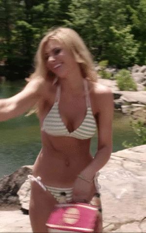 ALY MICHALKA -3/89 -5'8''- 34C-24-36''- 124lbs - 8-Shoe, Sweet Legs Cunnilingus! - Yum! Yum!