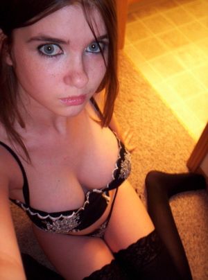 >>> Follow the Hottest Selfies Online! >>>...