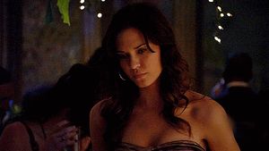 Odetta Yustman -5/85 -5'8''- 32B-24-34''- 110lbs - 8-Shoe, Native Cunnilingus! - Yum! Yum!