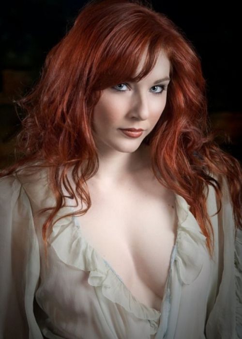 Horny Readhead Pussy...