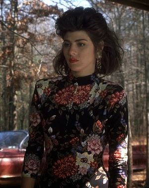 Marisa Tomei -12/64 -5'5''- 34-25-37''- 32B-Bra -110lbs - 7.5-Shoe, Italian American Cunnilingus! - Yum! Yum!