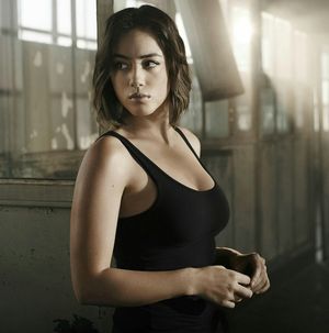 Chloe Bennet