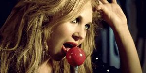 Juno Temple -7/89 -5'2''- 32A-23-34''- 110lbs - 6-Shoe, Cutie Cunnilingus! - Yum! Yum!