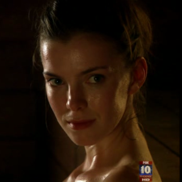 Betty Gilpin -11/86 -5'6''- 36C-24-36''- 135lbs - 8-Shoe, Pretty - Cunnilingus! - Yum! Yum!