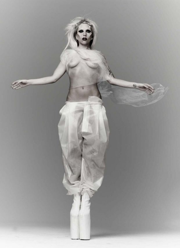 Lady Gaga Naked