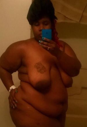 Orselise Love her hanging tits & her big rich areolas surrounding her nipples.Love her belly fat