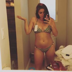 Ariel Winter bikini
