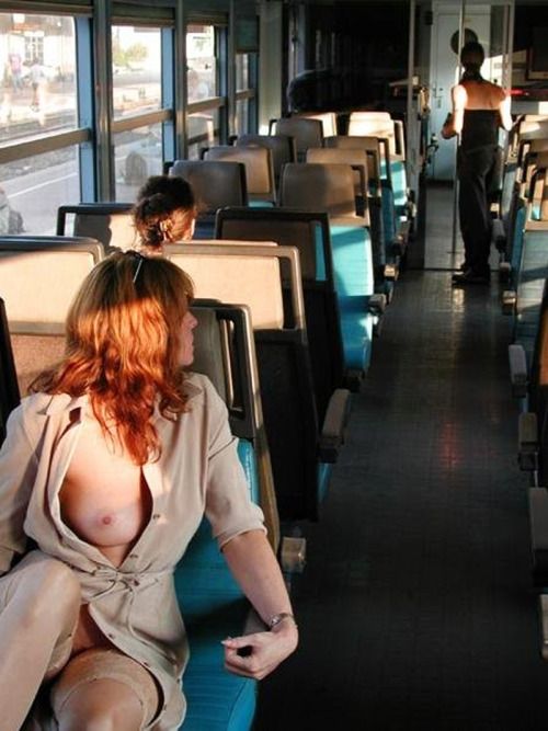 swinginghotcouples:

swingingcouplesparties:

swingingcoupless:

...
