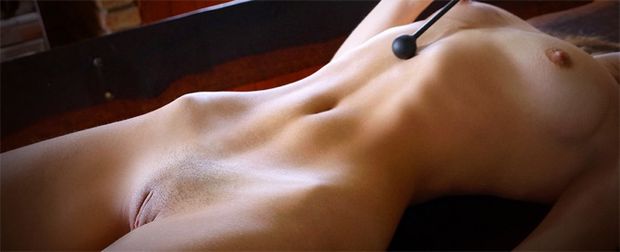 Hot show with skinny teen