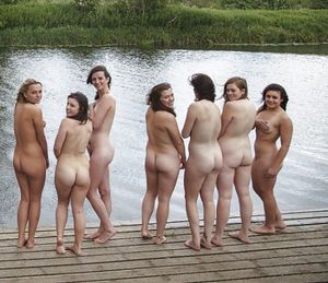 skinnydippingcuties Picture
