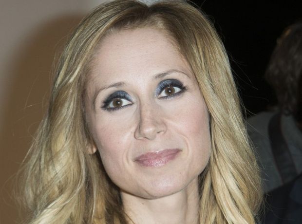 Bien que Belge de nationalité, Lara FABiAN (chanteuse; auteure-interprète) est une splendide femme célèbre au Canada
