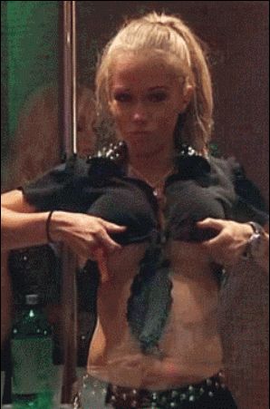 Kendra Wilkinson -6/85 -5'4''- 34-24-32- 34D-Bra - 119lbs - 7-Shoe, Babe Next Door Cunnilingus! - YUM!