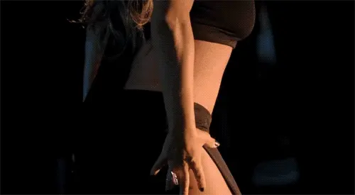 Mariah Carey -3/70 -5'9''- 38'26-37''- 36C-Bra - 135lbs - 9.5-Shoe, Big Love Cunnilingus! - Yum! Yum!