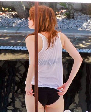 Emma Stone showing ass