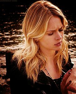 Britt Robertson -4/90 =5'3''- 32-25-32''- 32C-Bra - 115lbs - 6-Shoe, Sweet, Eat That! - Yummy!