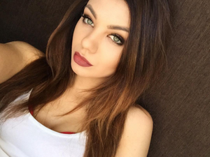 Anyone up for Sabina this Thursday? (22 Photos) Videochat with...