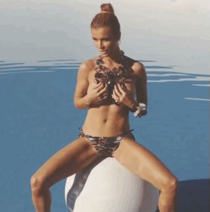 Joanna Krupa -4/79 -5'7''- 34-24-34''- 32B-Bra - 125lbs - 7-Shoe, Beautiful, Sweet Cunnilingus! - Yum! Yum!