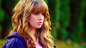 Debby Ryan -5/93 -5'5''- 35-28-33''- 32C-Bra -134lbs -8.5-Shoe, Cute Non-Skinny Sweet Cunnilingus! -Yum! Yum!