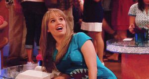 Debby Ryan -5/93 -5'5''- 35-28-33''- 32C-Bra -134lbs -8.5-Shoe, Cute, Non-Skinny, Sweet Cunnilingus! -Yum! Yum!