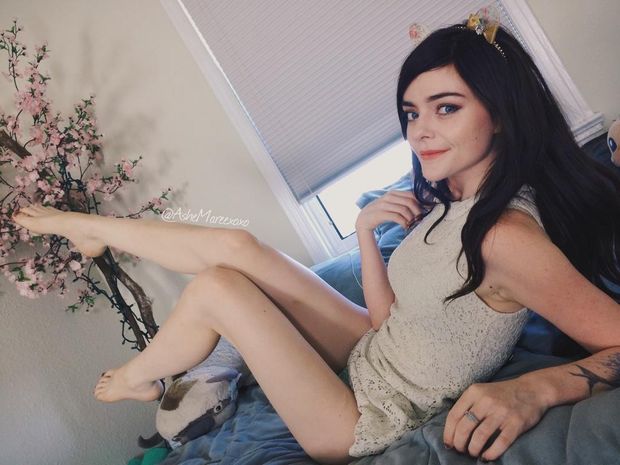 Ashe Maree, dob 1992, 5-Feet Tall, Amateur Porn Star, Something Missing...