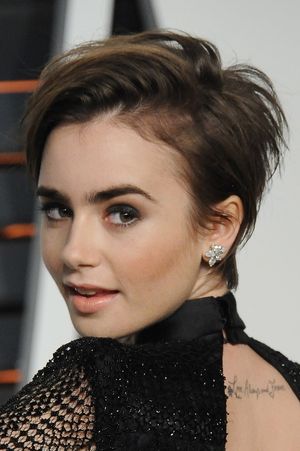 Lily Collins - 5'5''- British, Phil's Daughter, Totally Hot, Beautiful, Sexual Treat, Yummy!