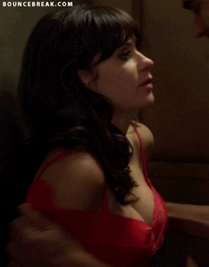 Zooey deschanel -1/80 -5'6''- 35-24-35''-32B-Bra -110lbs - 8-hoe, Hot Body Cunnilingus! -Yum! Yum!