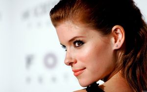 Kate Mara, Beautiful, Perky, Totally Inviting, Yum! Yum!