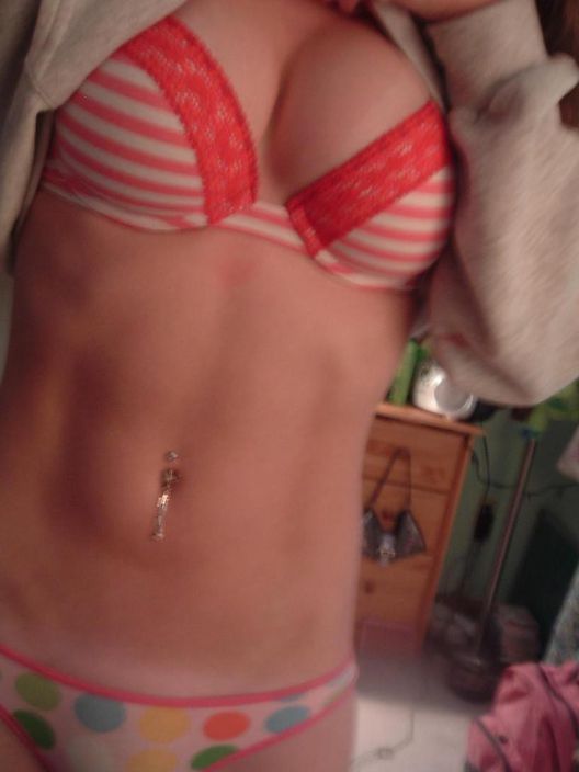 Cute amateur boobs
