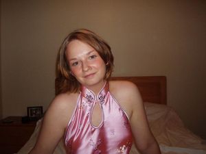 Cute hedhead amateur smile