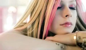 Avril Lavigne -9/84 -5'1''- 34-24-34''-32B-Bra -110lbs -7-Shoe, Sweet Canadian Cunnilingus! - Kiss Kiss,Yum! Yum!