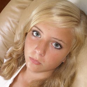 blast her in the face with cum