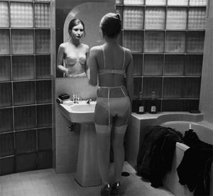 Emily Browning's Wonderful, Petite, Totally Hot, Totally Eatable Back-Side, EAT! THAT! -YUMMY!!