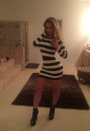 shefitsthatdress: Nikki Giavasis figure on hot…...